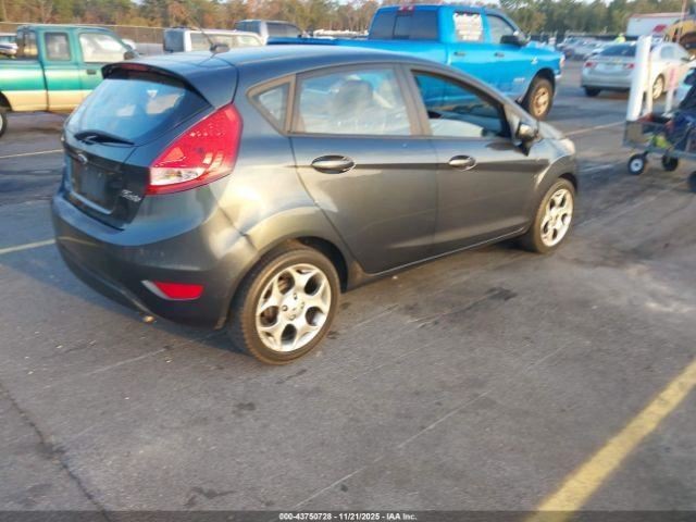 FIESTA 2011 Glove Box 4905598