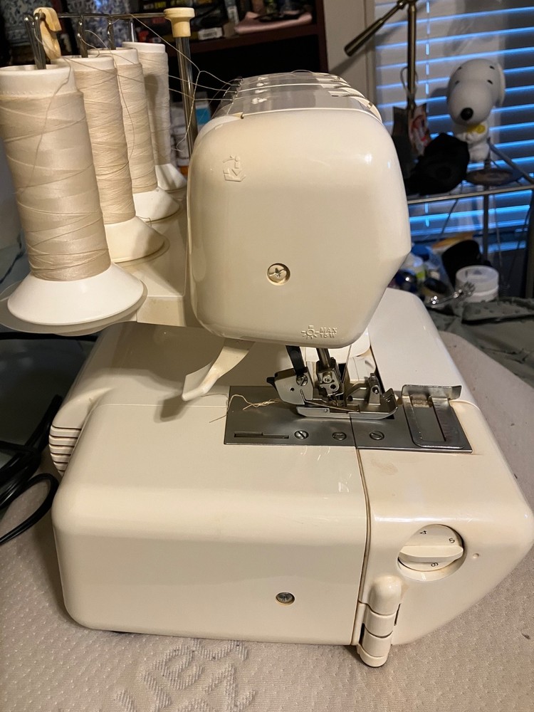 White Electronic 2000 ATS Sewing Machine
