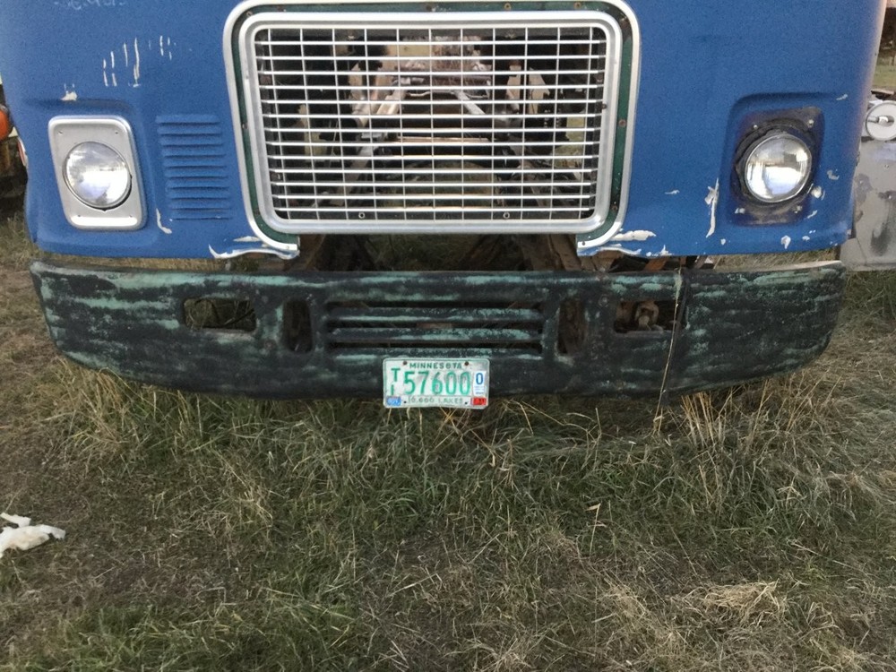 GMC ASTRO 1 PIECE STEEL Bumper - Used