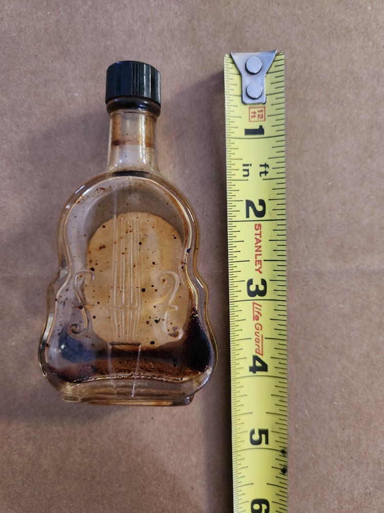 Vintage Manhattan California Grape Wine Empty Cello Bottle