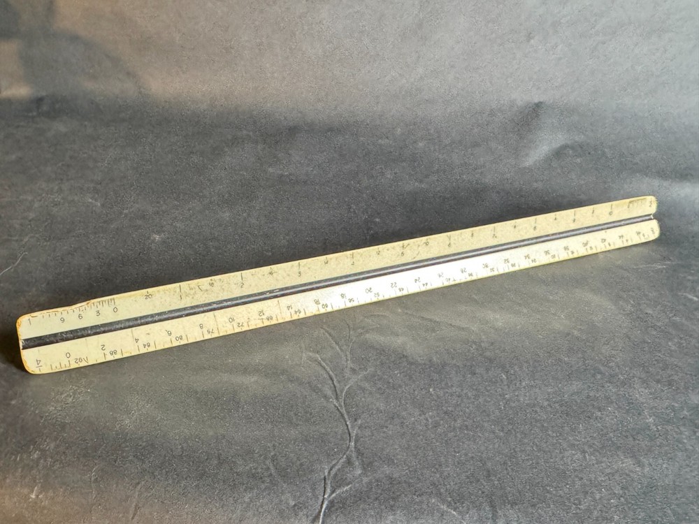 VINTAGE TECNOSTYL TRIANGLE DIVIDED RULE RULER MEASURE