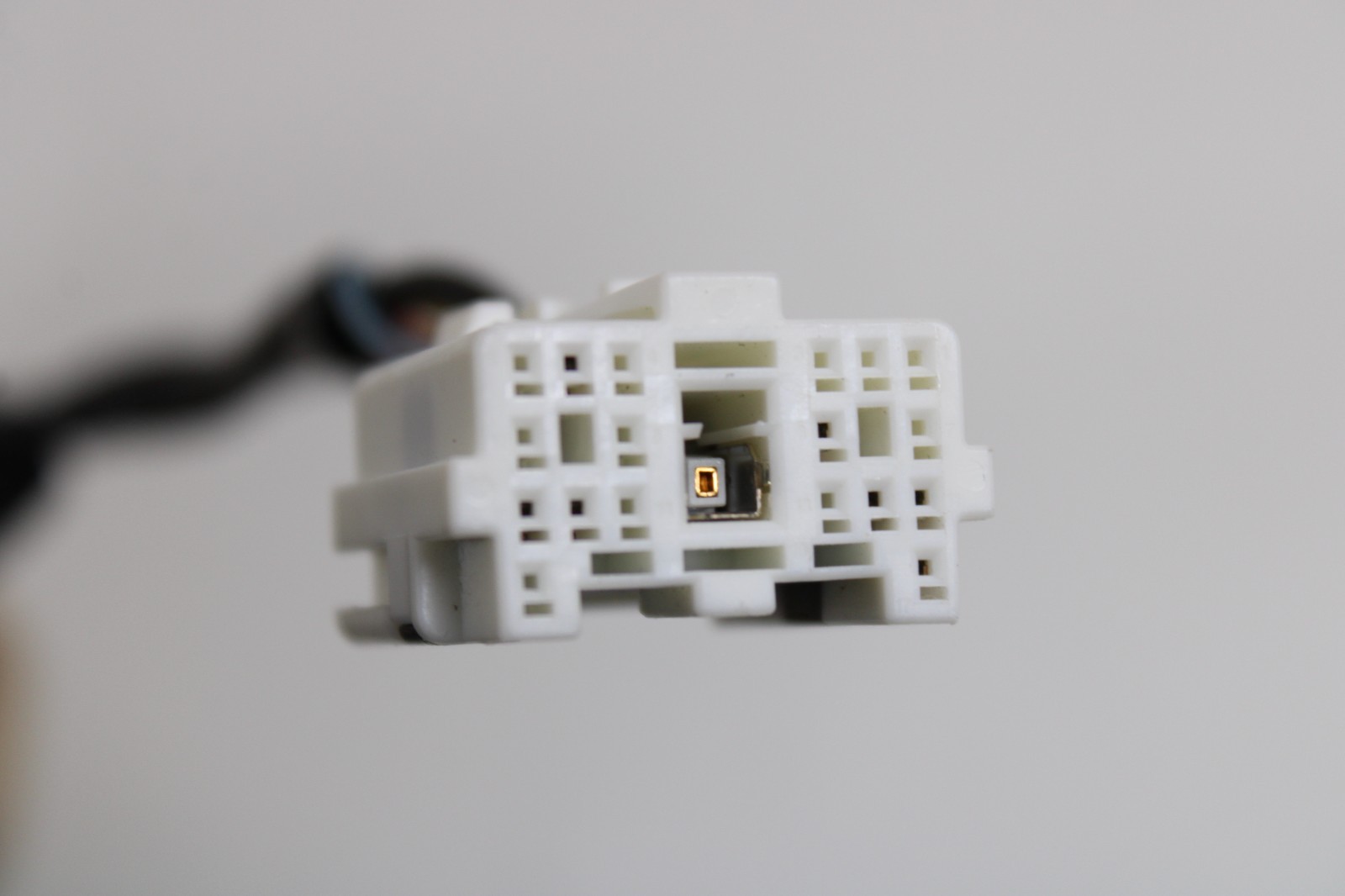 See All! 2023-2025 Kia Telluride Right RH Blind Spot / Camera Side Mirror OEM