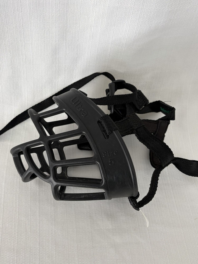 Baskerville Ultra Dog Muzzle Size 5 Black Adjustable Basket Training Safety(B145