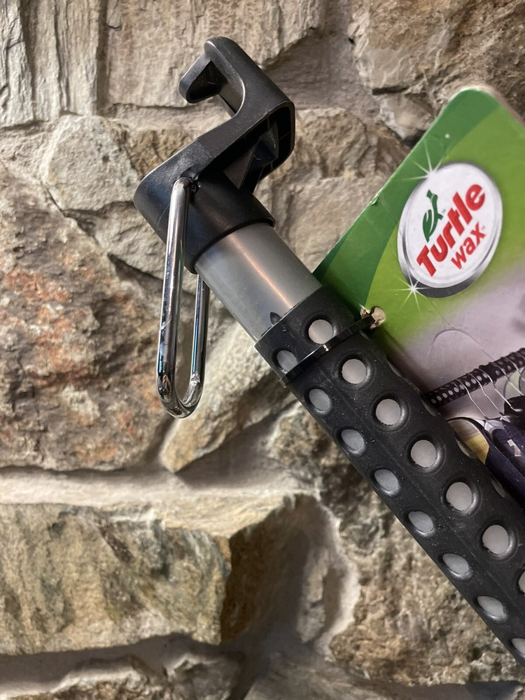 Turtle Wax Expandable Clothes Bar