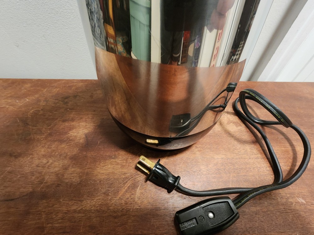 FARBERWARE 8 CUP SUPERFAST PERCOLATOR MODEL NO. 138B With Cord