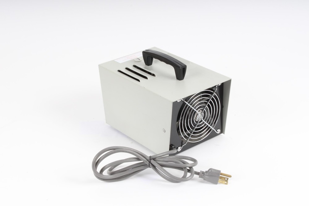 Cambridge Instruments 31-30-50 Adjustable High Intensity Illuminator