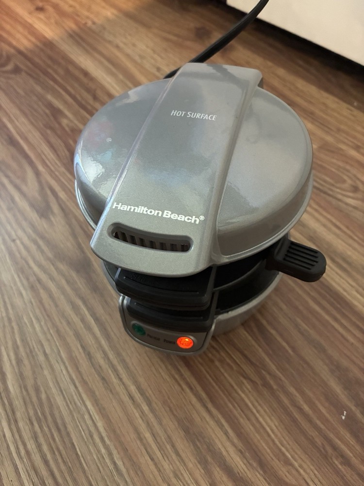 Hamilton Beach 25475 Breakfast Sandwich Maker - Silver