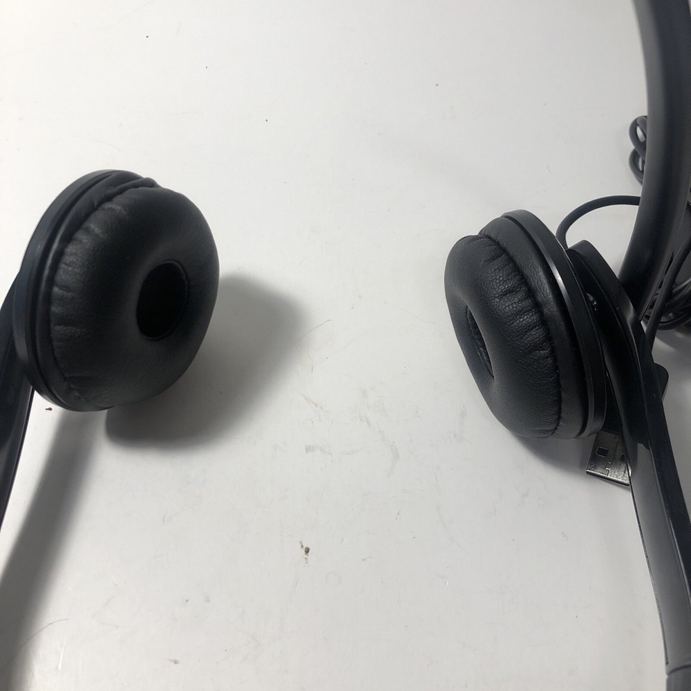 Microsoft Wired USB Headset W Mic Grade A Black Modern Nice Office Zoom
