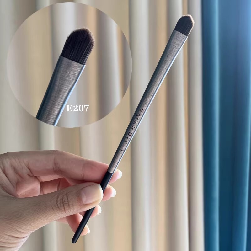 UDPro Brush Smugger Brush Moondust Makeup Brush E201 E211 E207 E208 F112 5PCS