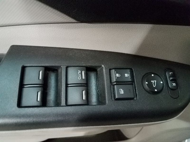 CR-V 2013 Keys/Latches/Locks 892212