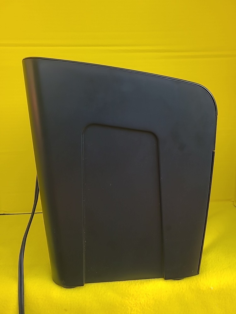 Staples Mailmate M7 Shredder Model SPL-TXC12M7A Card/CD/Document Shredder