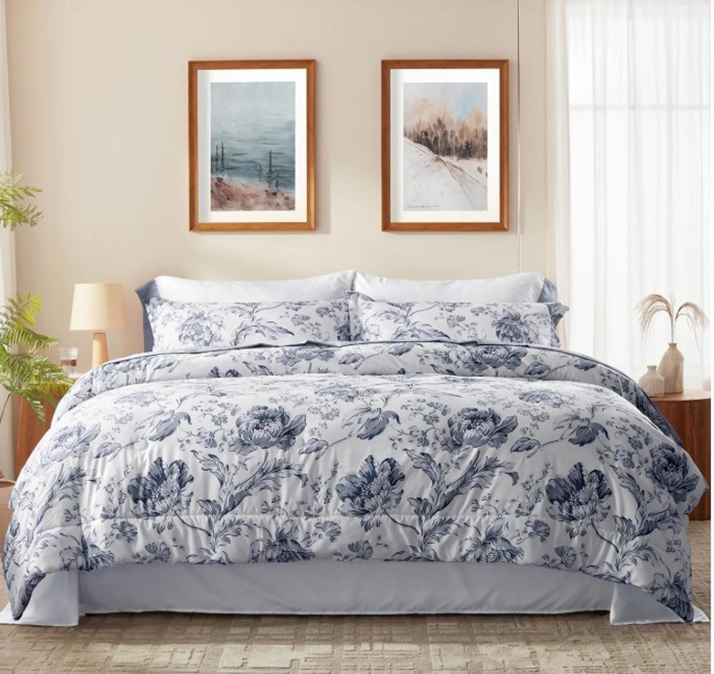 7 pc Bed in a Bag Full Size-Blue/White