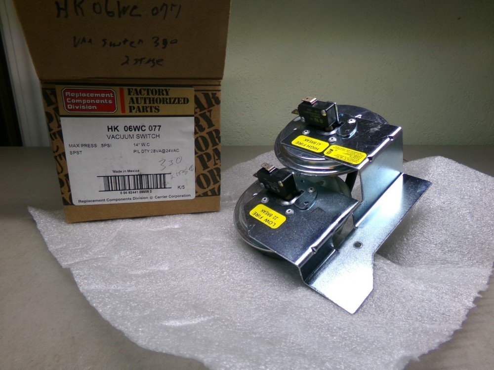 CARRIER HK06WC077 VACUUM SWITCH