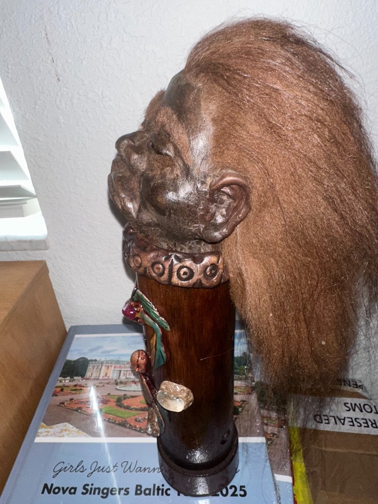 SHRUNKEN HEAD INCENSE BURNER