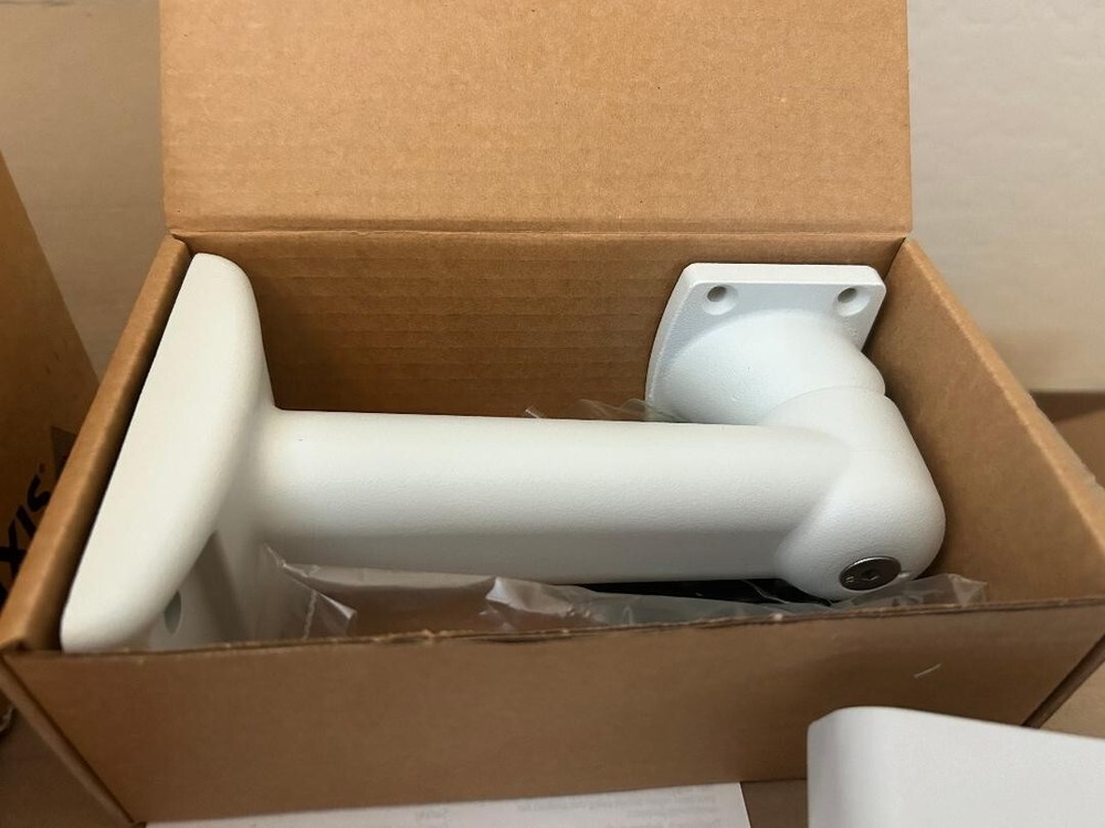 UNUSED Axis M1113-E 0431-501-01 Fixed Network Camera