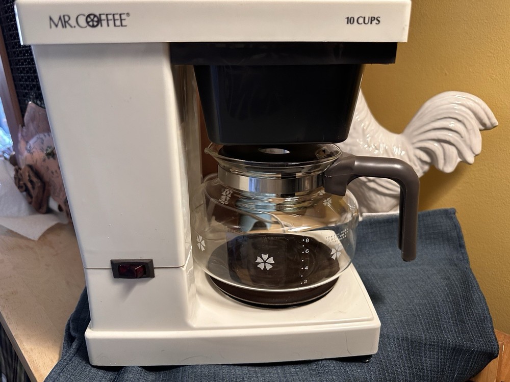 VTG MR COFFEE 10 CUP COFFEE MAKER - ***TESTED WORKING*** Model SR 10