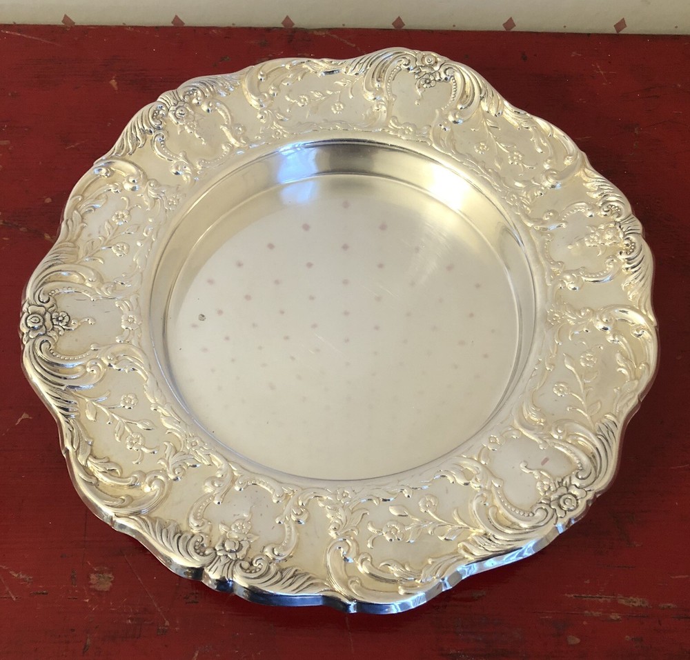 Wallace Grand Victorian Silverplate 1664 Wine Bottle Coaster Holder 8” Round