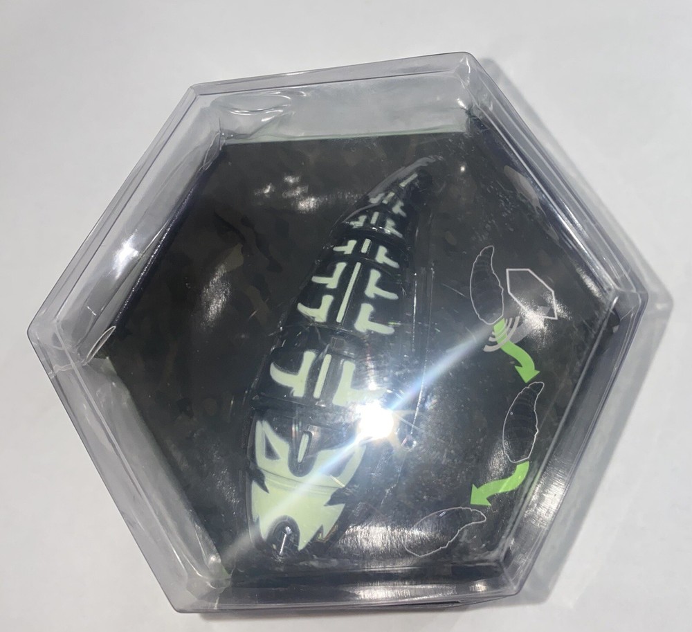 Hex bug Zombie Larva **** Glows In The Dark*** Rare!