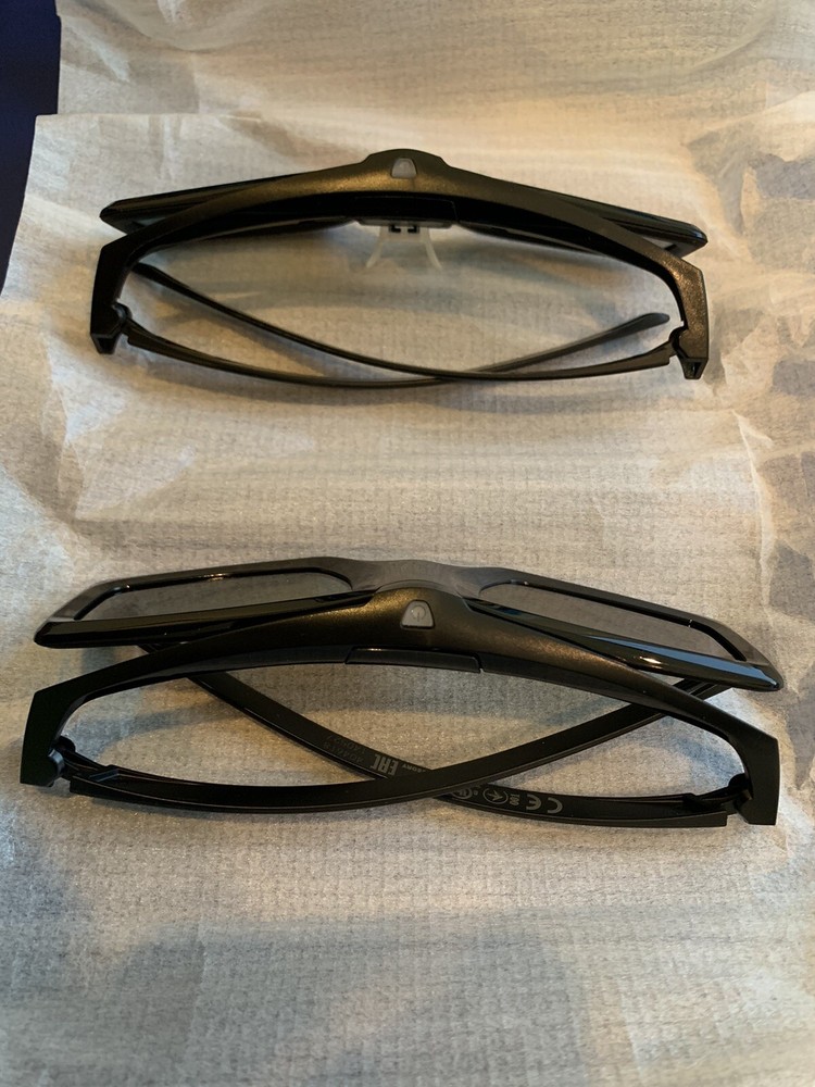 NOS Two (2) New 3D Active Shutter Glasses Sony TDG-BT400A RF Bluetooth Lunettes
