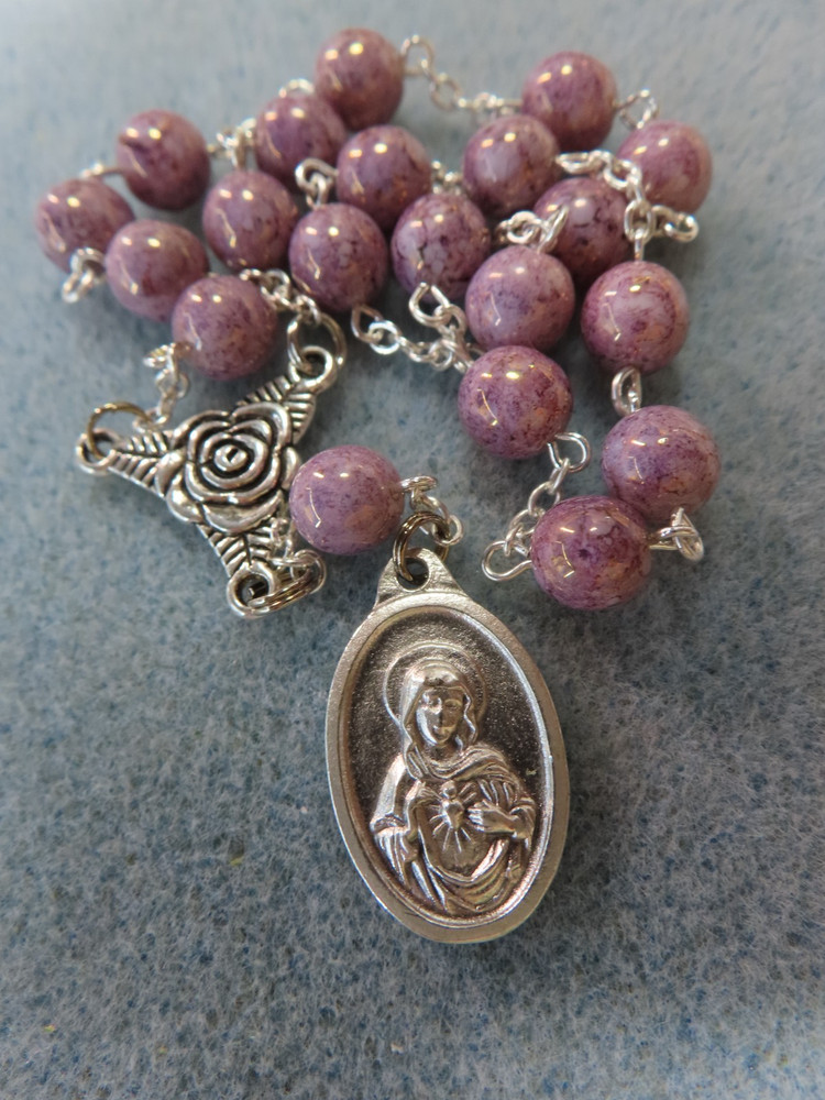 6 mm Round Purple Glass Beads - Chaplet of Two Hearts