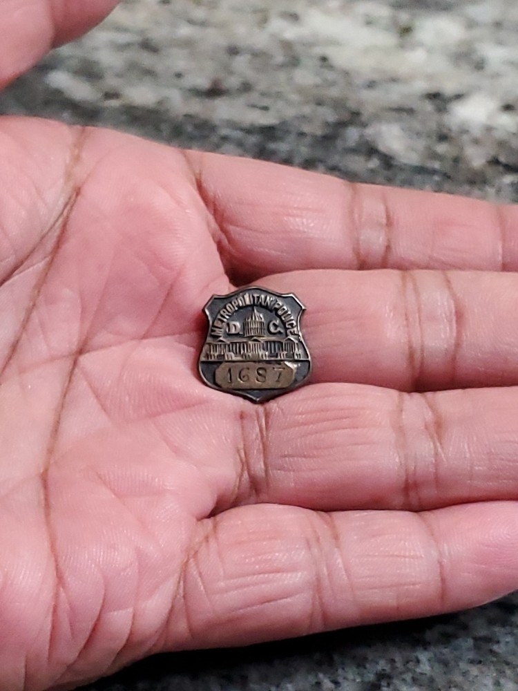 MPD Metropolitan Police D.C. Sterling Silver Pin