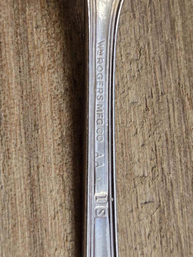 2 Wm Rogers Silverplate Teaspoons