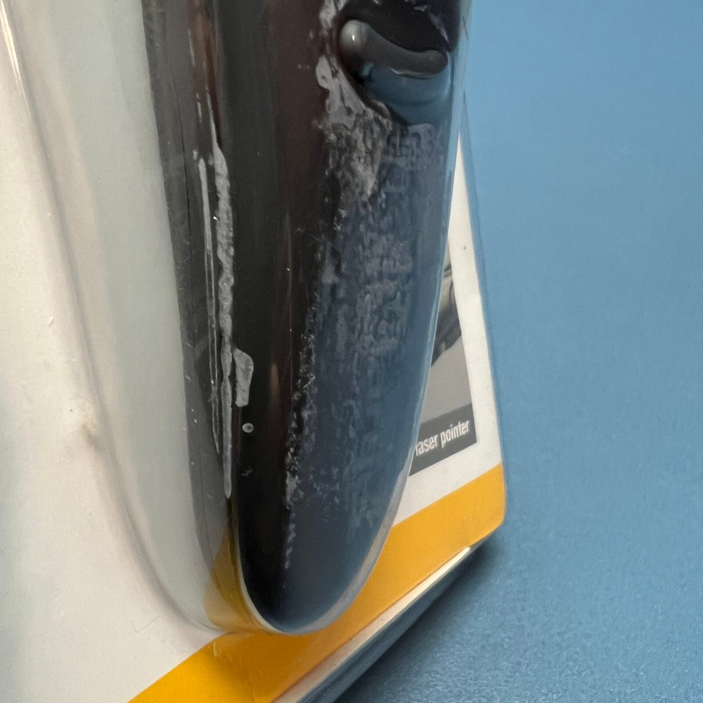 Targus AMP16US Wireless Presenter with Laser Pointer 50ft Range New In Package