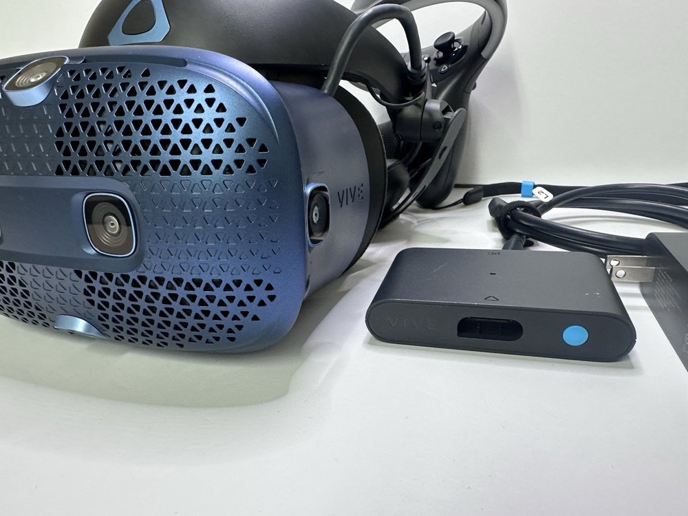 HTC Vive Cosmos VR Headset Full Kit with Controllers, Link Box, Cables