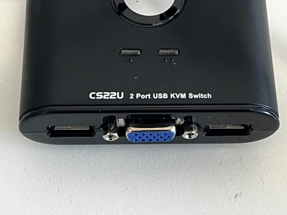 PP8: IOGEAR KVM Switch CS22U