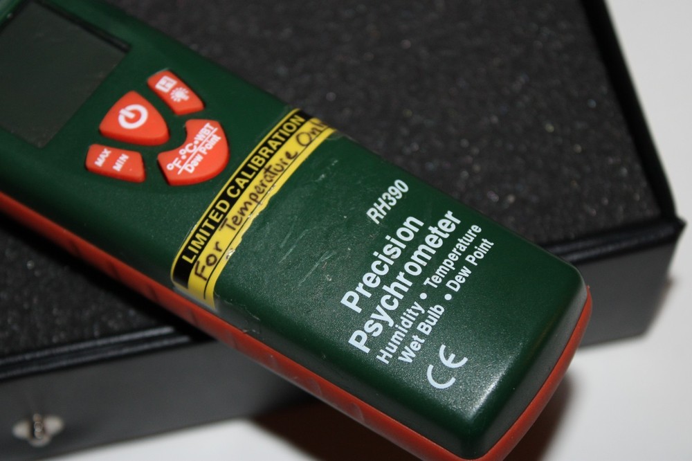 Extech RH390 Precision Hygro Thermometer Psychrometer