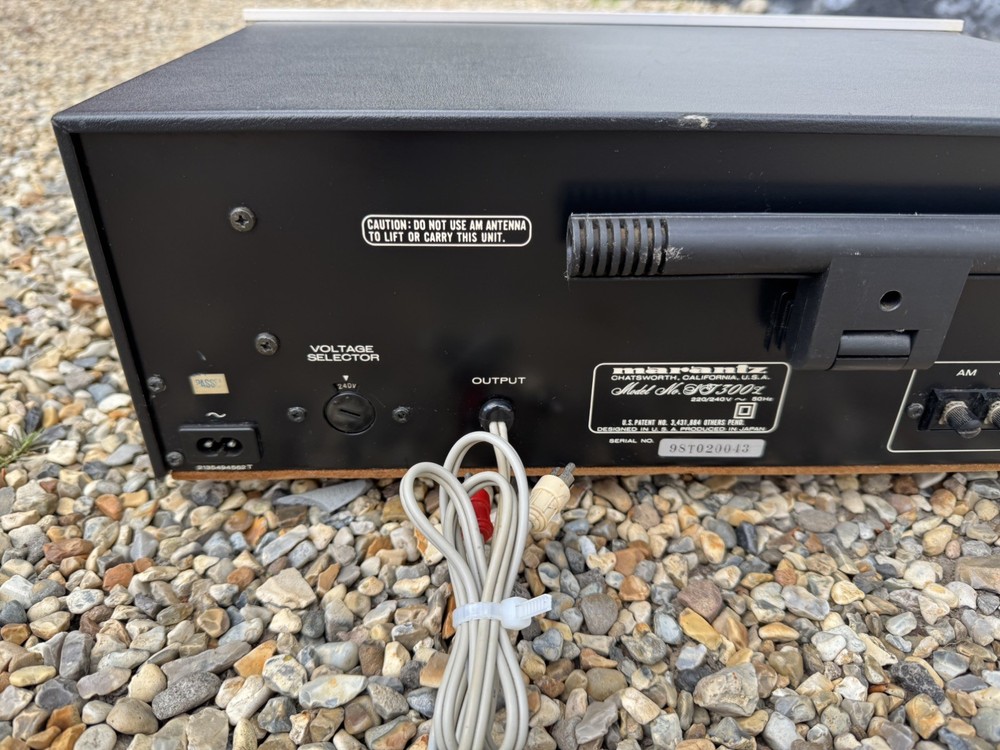 Marantz ST-300L AM/FM Tuner Working