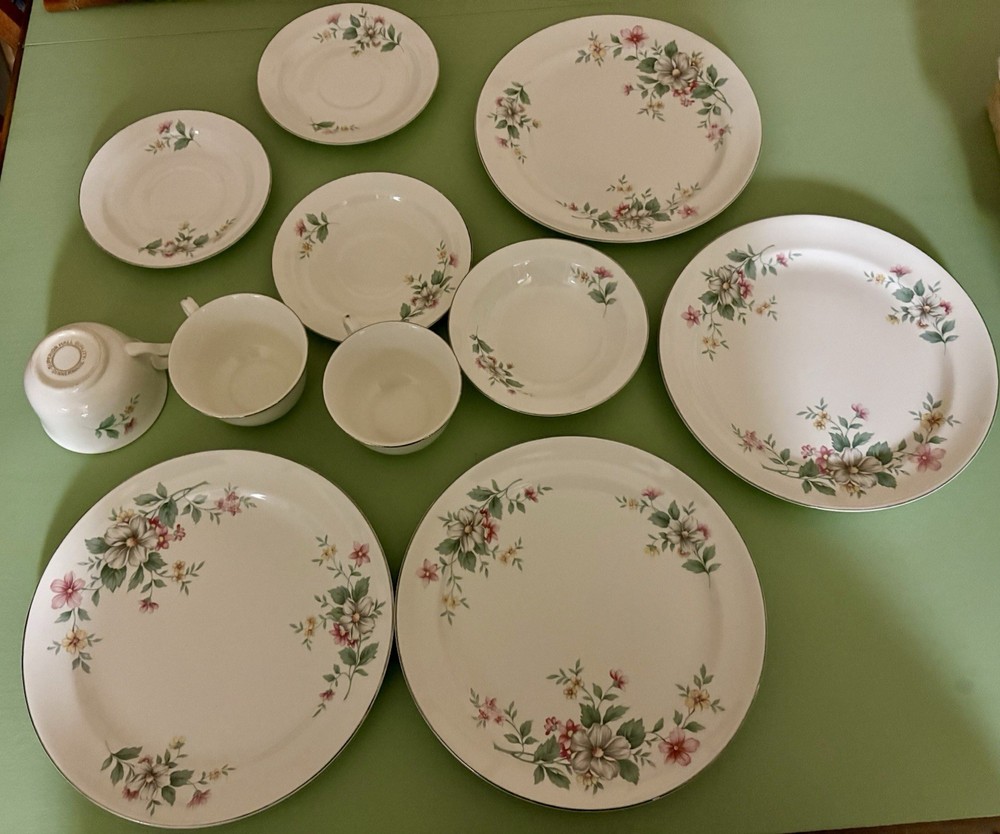 Vintage 1950-60's Superior Hall Dinnerware Set-Springtime Pattern
