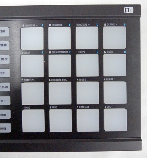 Native Instruments Maschine Mikro MK3 MIDI Beat Drum Pad Production Controller!
