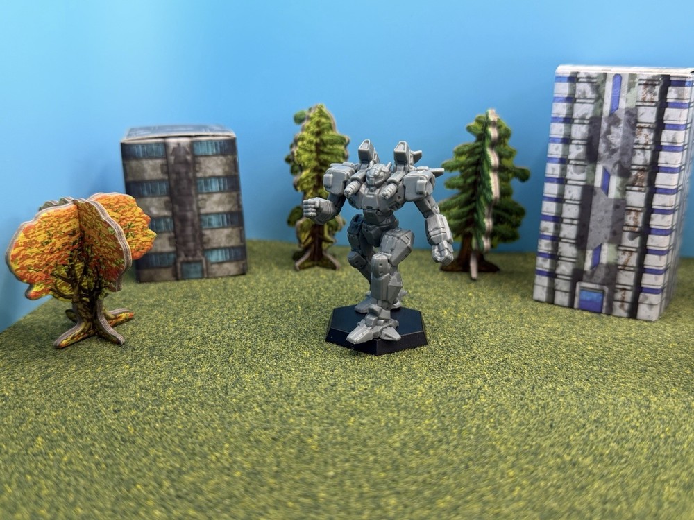 Battletech Phoenix Hawk IIC Mech with Alph Strike and Pilot Cards Catalyst Game