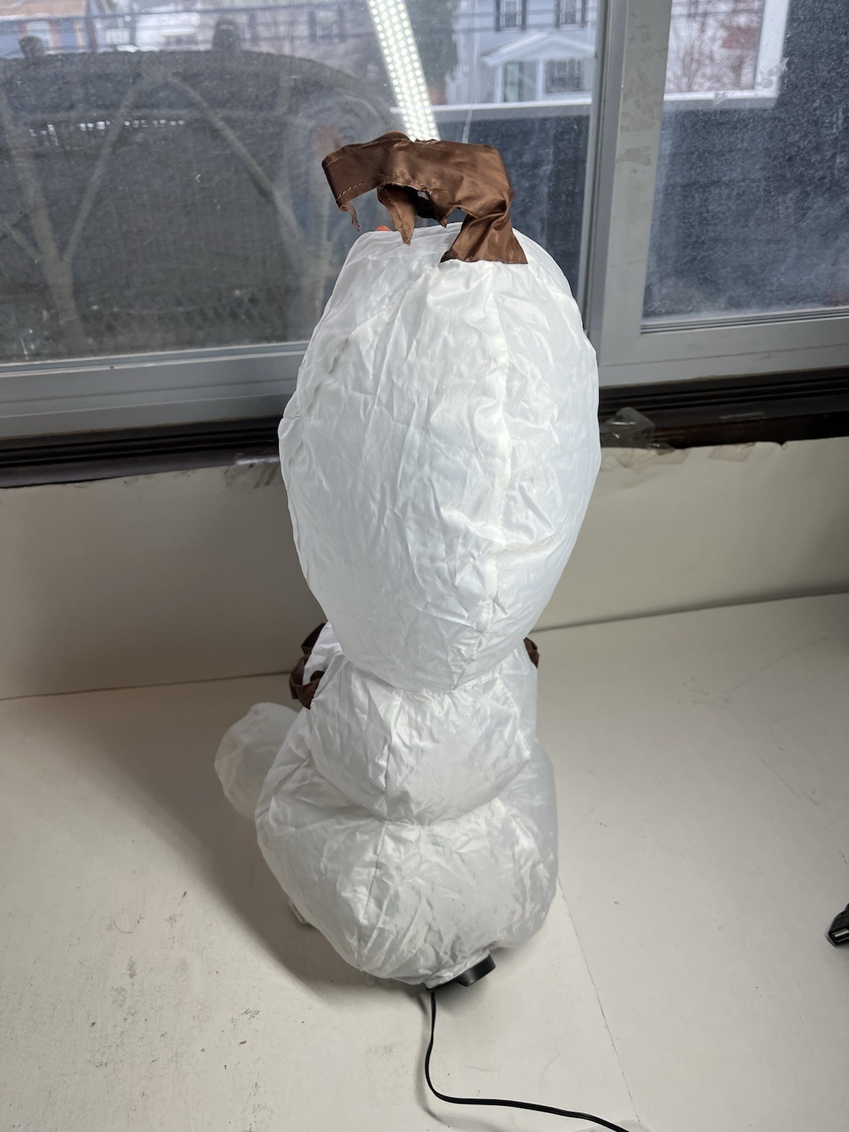 Gemmy Disney Magic Holiday Olaf Frozen Airdorable Airblown Inflatable Tabletop