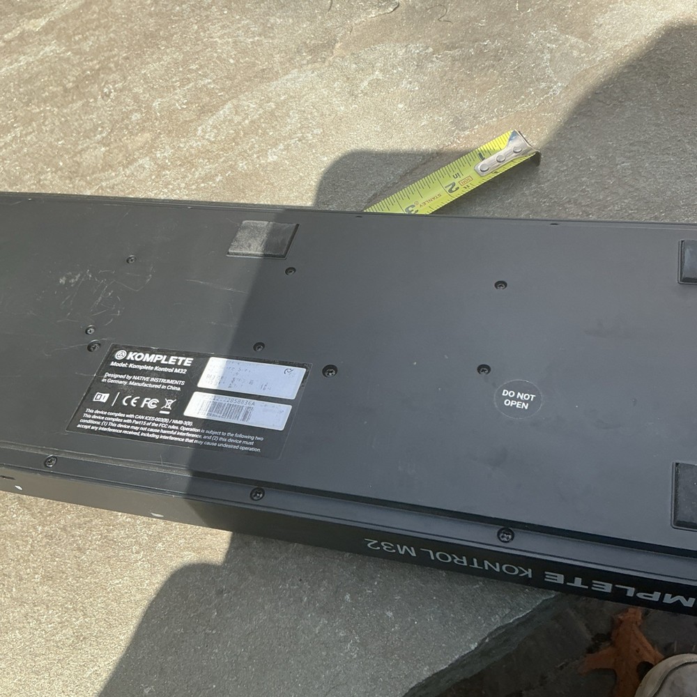 Native Instruments M32 Komplete Kontrol Keyboard Controller (26154)