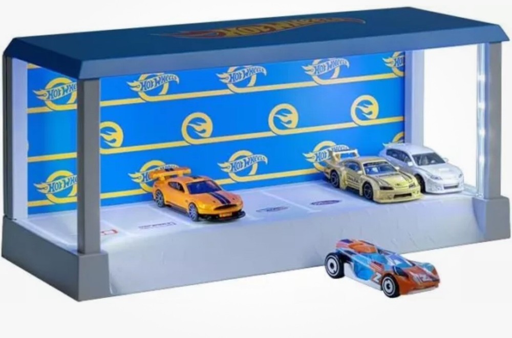 HOT WHEELS LED Lighted Garage Stackable Display Case USB Or Battery Operated New