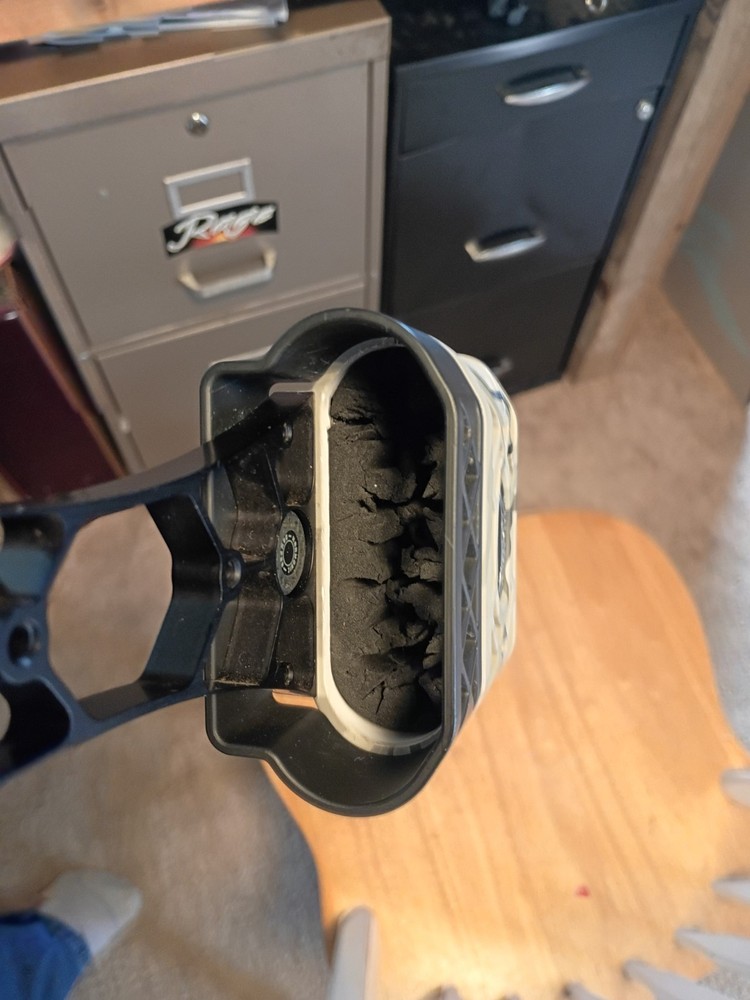 Mathews Arrow Web HD Camo 4 Arrow Quiver Only. Know Claw