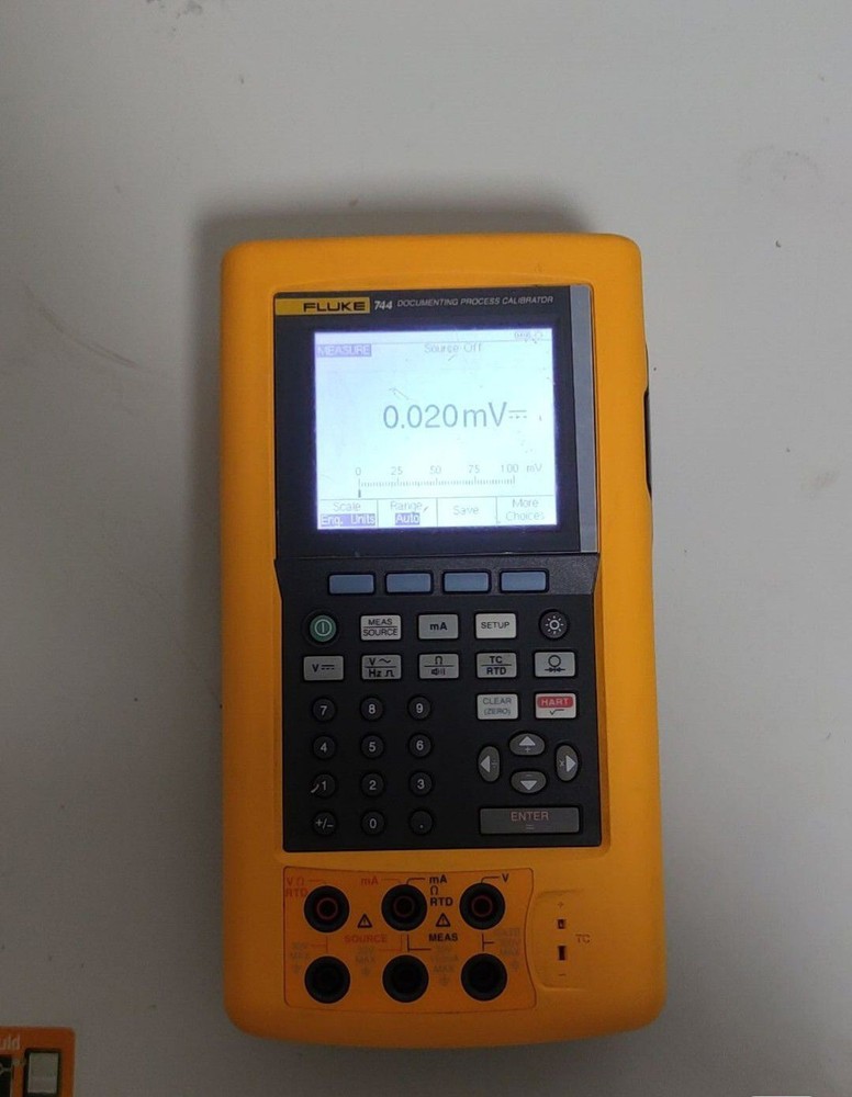 Fluke 744 Documenting Multifunction Process Calibrator