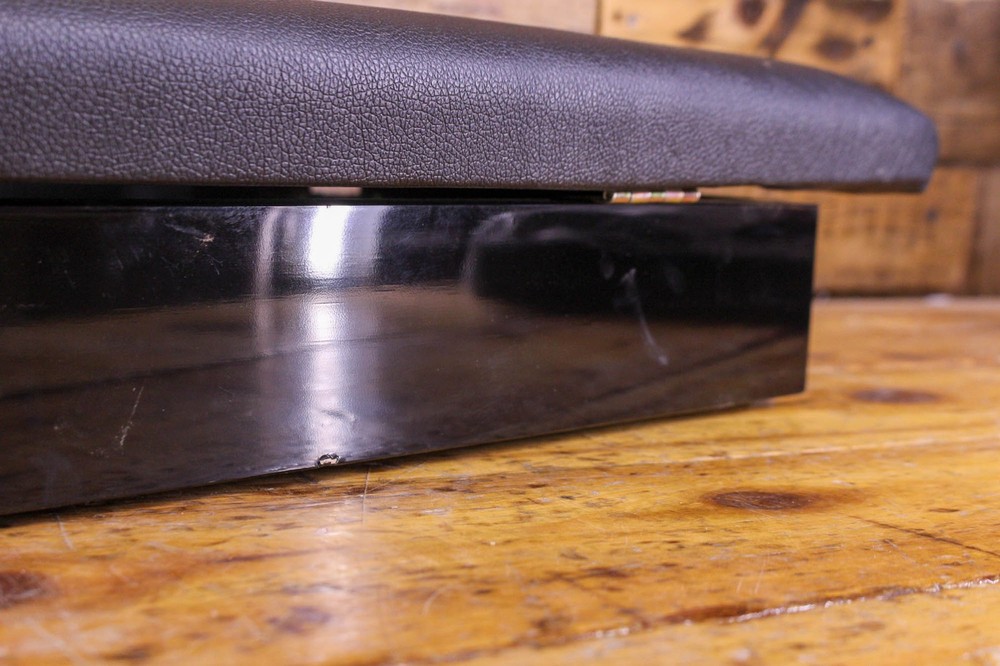Suzuki Piano Bench for MDG-400 MISSING ITEMS