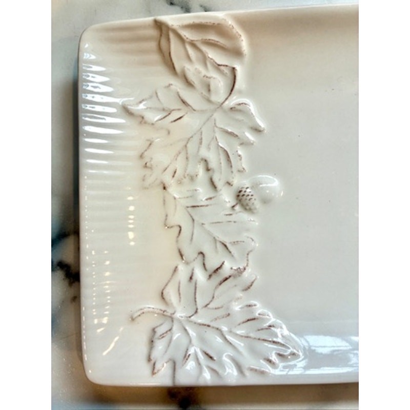 2010 Hallmark Ivory Glazed Ceramic Serving Platter Tray Oak Maple Leaf Acorns