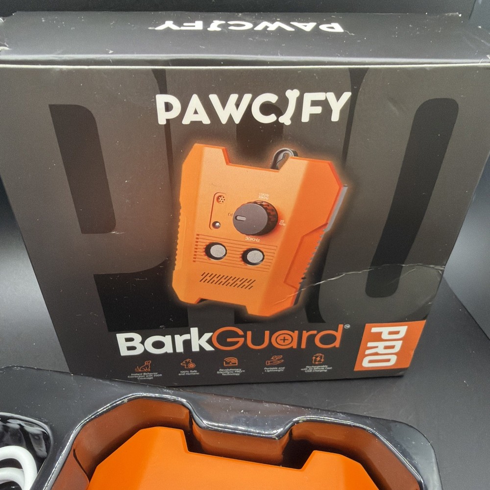 Bark Guard Pro Dog Bark Deterrent 200ft Range 3 Adjustable Levels &LED Light