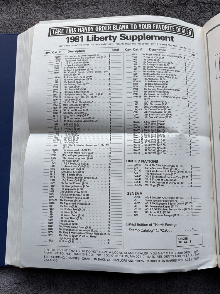 1976 H.E. Harris United States Liberty Stamp Album Mint FREE SHIPPING