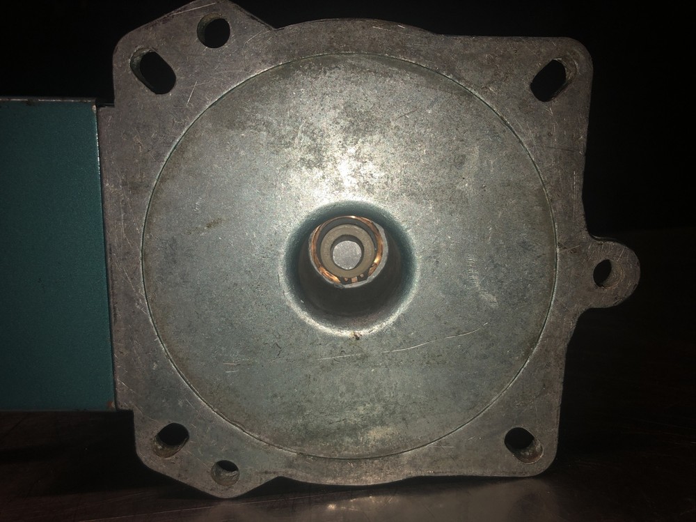 STACO 3PN1210 Variable Autotransformer