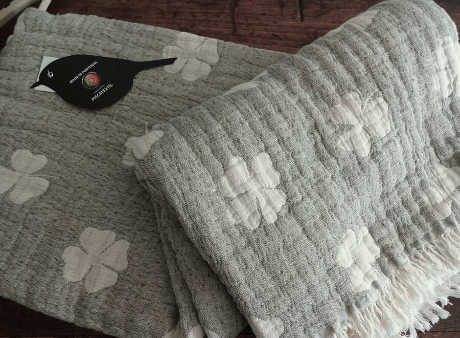 PISCATEXTIL Portugal WOVEN GREEN Cream SHAMROCK Reversible COTTON THROW BLANKET