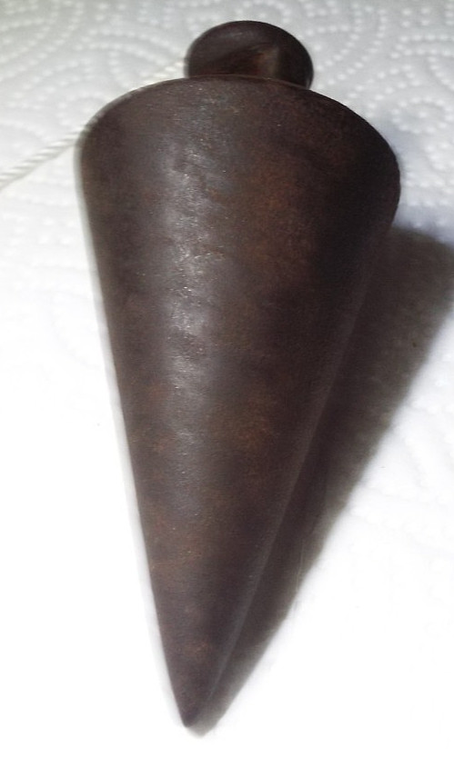 UNMARKED ANTIQUE PLUMB BOB WITH NEW LINE READ!!!