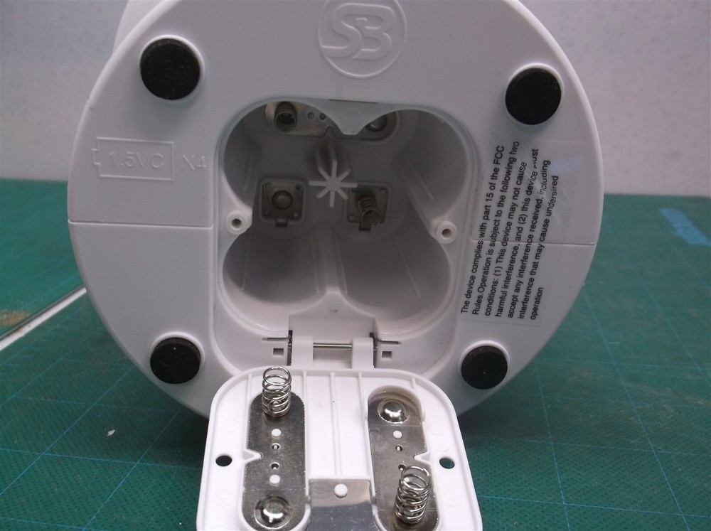 Dual powered color change led light battery/usb