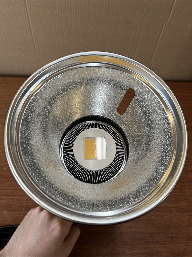 NEEWER CB60 LED VIDEO LIGHT
