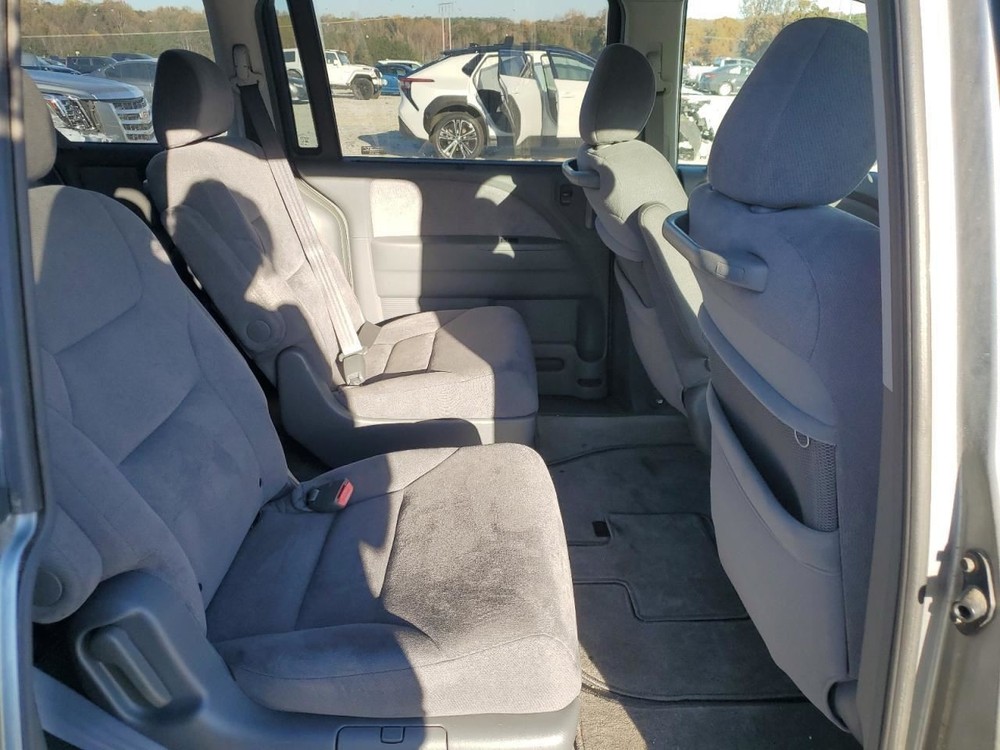 ODYSSEY 2005 Glove Box 4910933