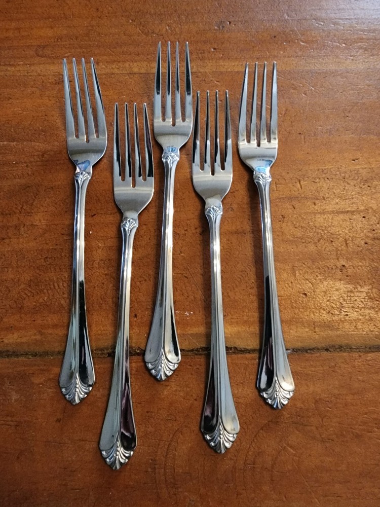 5 International company FORKS